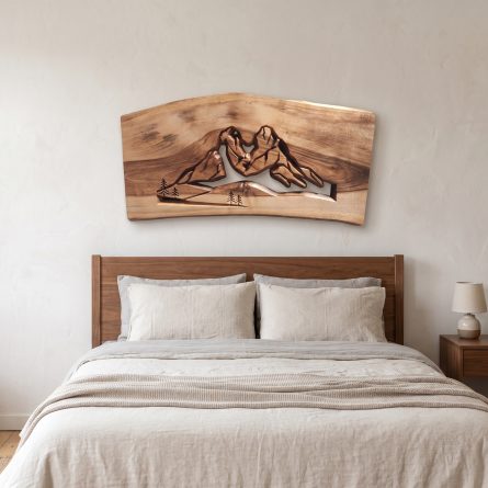 cuadro pedraforca madera maciza relieve artesanal